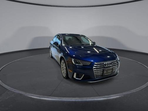 Navarra Blue Metallic 2019 Audi A4 2.0T Premium