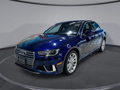 Navarra Blue Metallic 2019 Audi A4 2.0T Premium