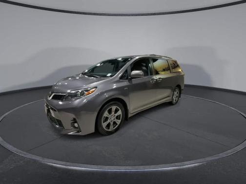 2019 Toyota Sienna SE Premium