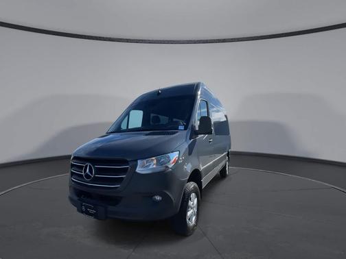 2022 Mercedes-Benz Sprinter 2500 144 WB Standard Roof Passenger