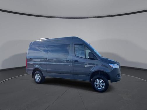 2022 Mercedes-Benz Sprinter 2500 144 WB Standard Roof Passenger