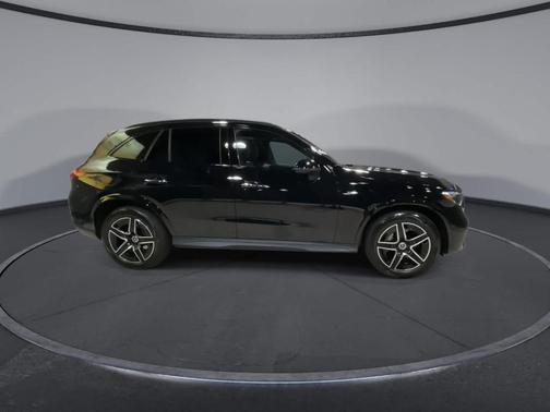 2025 Mercedes-Benz GLC 350e Base 4MATIC