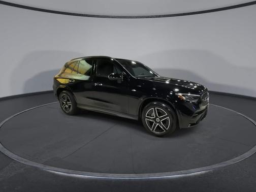 2025 Mercedes-Benz GLC 350e Base 4MATIC