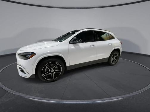 2025 Mercedes-Benz GLA 250 Base 4MATIC