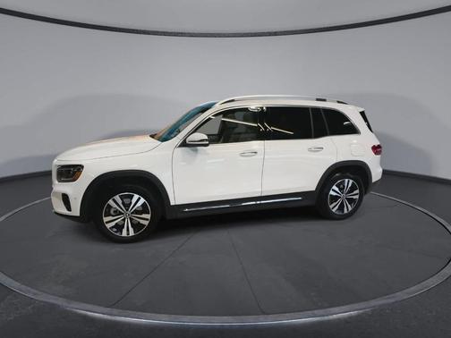 Polar White 2026 Mercedes-Benz GLB 250 Base 4MATIC