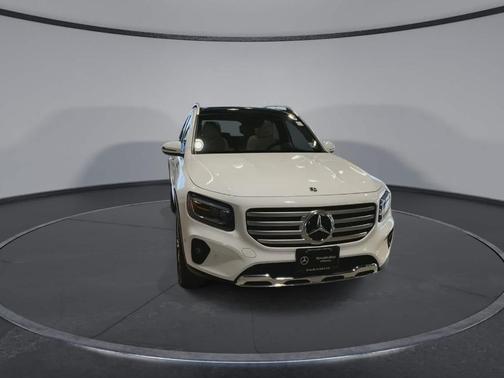Polar White 2026 Mercedes-Benz GLB 250 Base 4MATIC