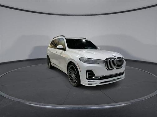 2021 BMW X7 M50i