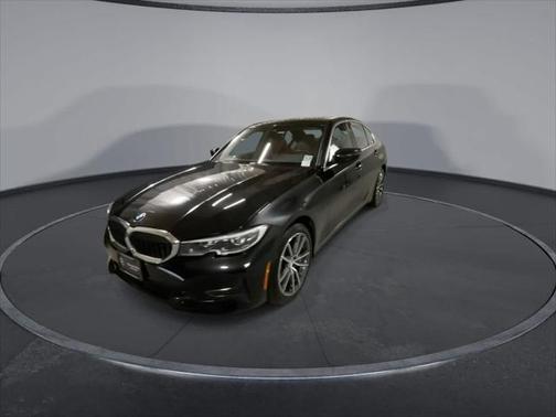 2022 BMW 330 i xDrive