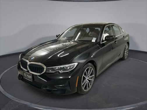 2022 BMW 330 i xDrive