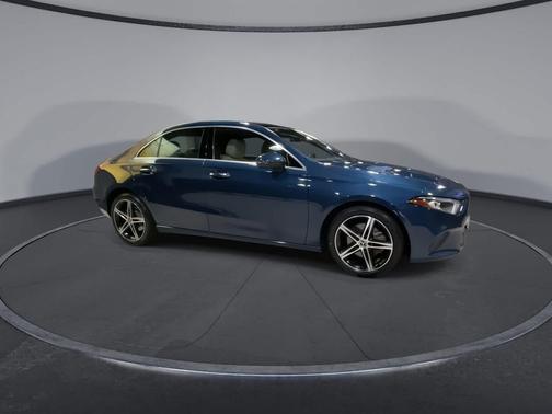 2022 Mercedes-Benz A-Class A 220 4MATIC