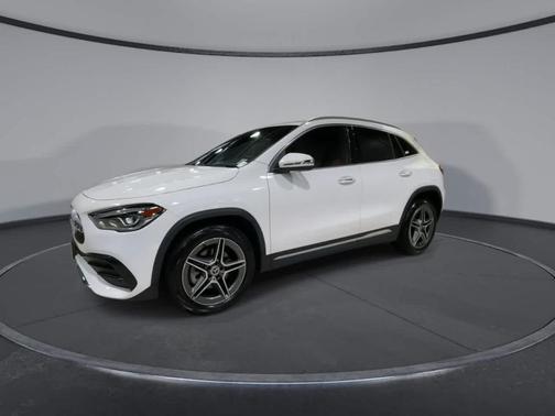 2021 Mercedes-Benz GLA 250 Base 4MATIC