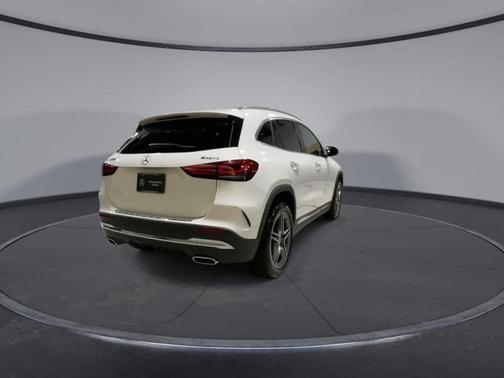 2021 Mercedes-Benz GLA 250 Base 4MATIC