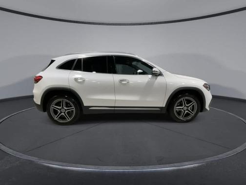 2021 Mercedes-Benz GLA 250 Base 4MATIC