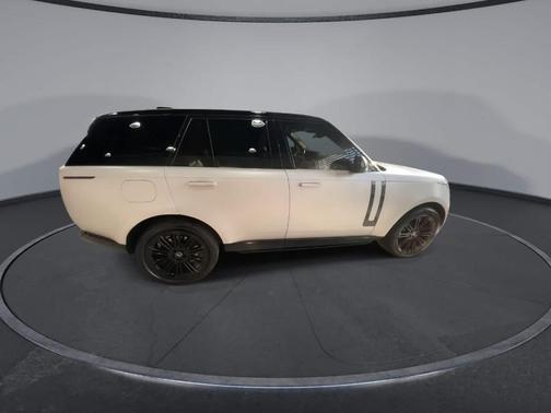 2023 Land Rover Range Rover P530 SE