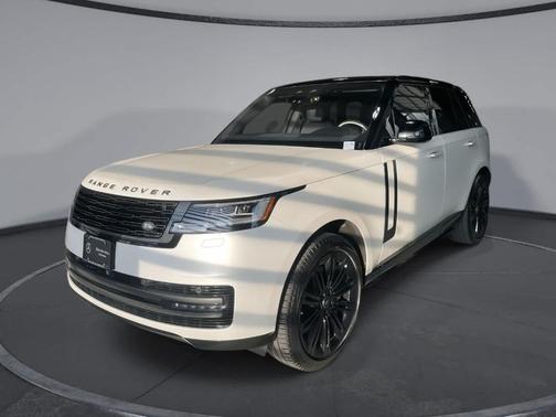 2023 Land Rover Range Rover P530 SE