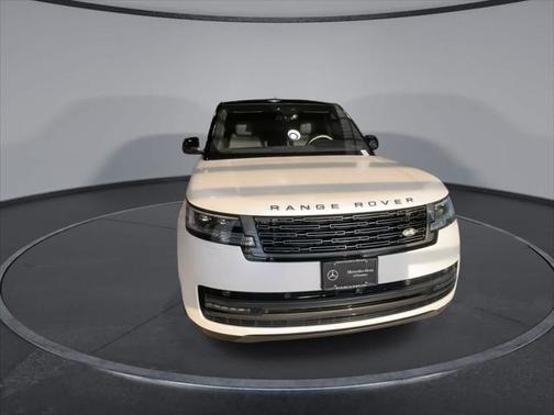 2023 Land Rover Range Rover P530 SE
