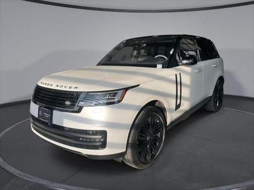 2023 Land Rover Range Rover P530 SE