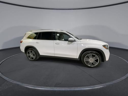 2024 Mercedes-Benz GLS 450 4MATIC