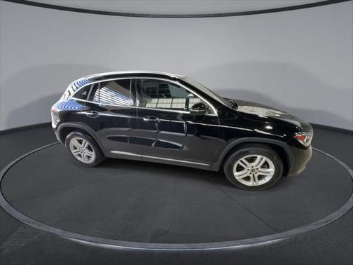 2021 Mercedes-Benz GLA 250 Base 4MATIC