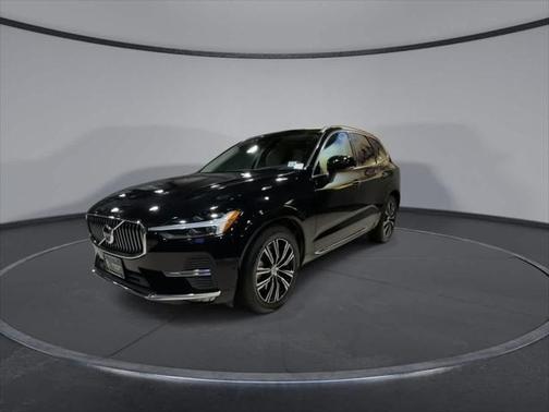 2022 Volvo XC60 B5 Inscription
