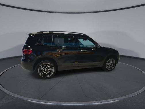 2025 Mercedes-Benz GLB 250 Base 4MATIC