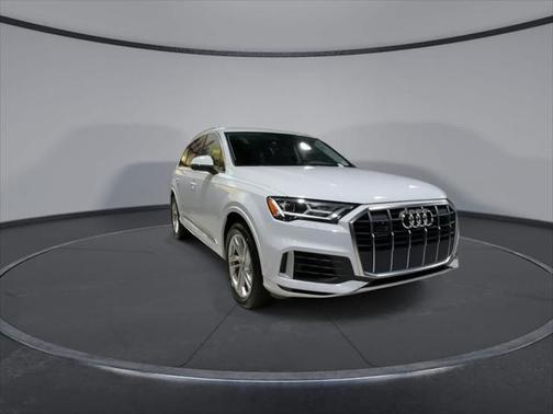2020 Audi Q7 55 Premium Plus
