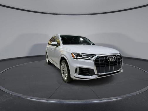 2020 Audi Q7 55 Premium Plus
