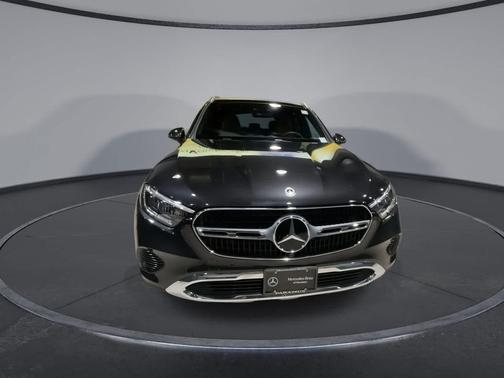 2025 Mercedes-Benz GLC 300 Base 4MATIC