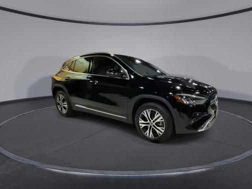 2025 Mercedes-Benz GLA 250 Base 4MATIC