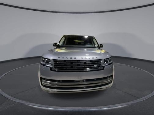 2023 Land Rover Range Rover P400 SE