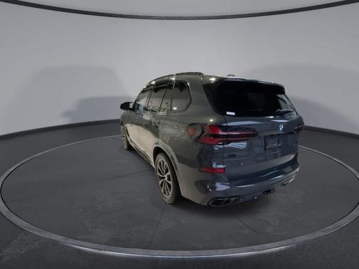 2025 BMW X5 M60i