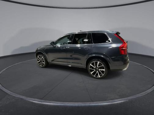 2021 Volvo XC90 T6 Momentum 6 Passenger