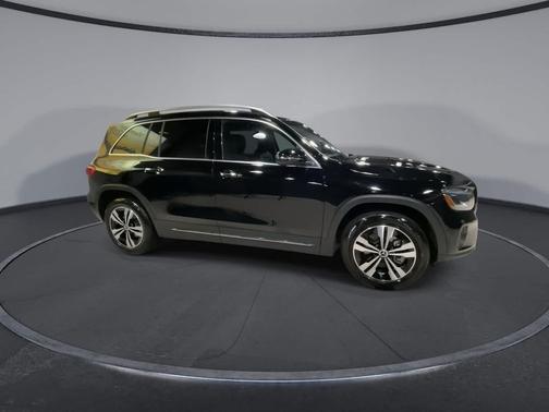 2025 Mercedes-Benz GLB 250 Base 4MATIC