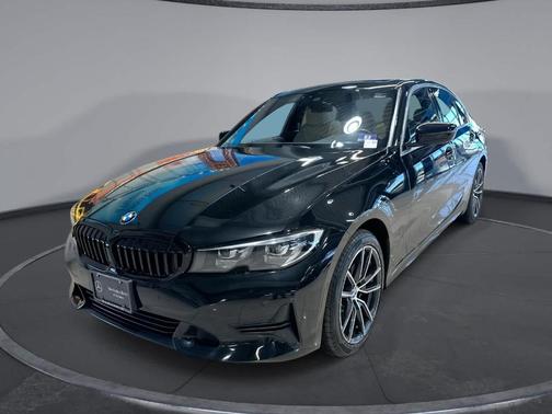 2019 BMW 330 i xDrive