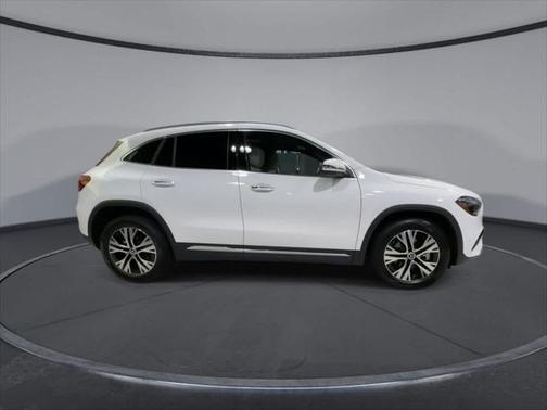 2025 Mercedes-Benz GLA 250 Base 4MATIC