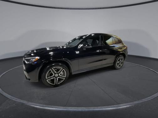 2025 Mercedes-Benz GLC 300 Base 4MATIC