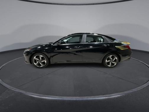2021 Hyundai ELANTRA Limited