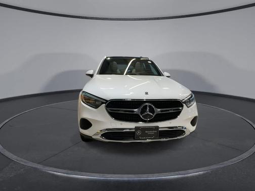 Polar White 2026 Mercedes-Benz GLC 300 Base 4MATIC