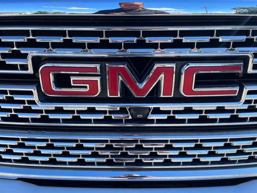 WHITE 2020 GMC Sierra 3500 Denali