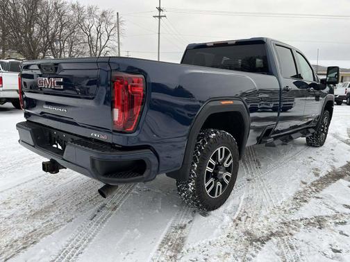 2022 GMC Sierra 2500 AT4