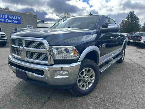 2018 RAM 2500 Laramie Crew Cab 4x4 6'4' Box