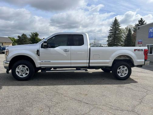 Ingot Silver Metallic 2019 Ford F-250 XLT