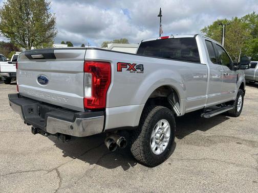 Ingot Silver Metallic 2019 Ford F-250 XLT