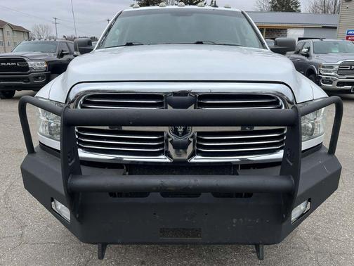 2017 RAM 2500 Big Horn Mega Cab 4x4 6'4' Box