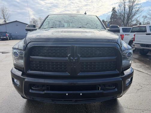 2017 RAM 2500 Laramie Crew Cab 4x4 6'4' Box