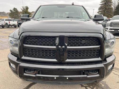 2017 RAM 2500 Laramie Crew Cab 4x4 6'4' Box