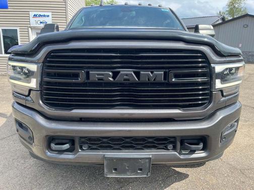 Granite Crystal Metallic Clearcoat 2021 RAM 2500 Laramie Crew Cab 4x4 6'4' Box