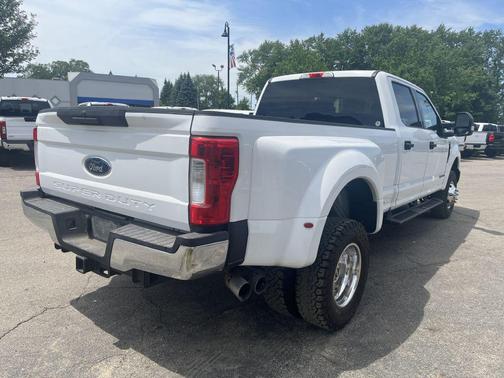 Oxford White 2018 Ford F-350 XLT