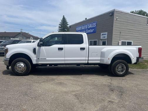 Oxford White 2018 Ford F-350 XLT