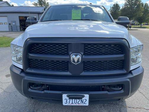 2018 RAM 3500 Tradesman Crew Cab 4x4 8' Box